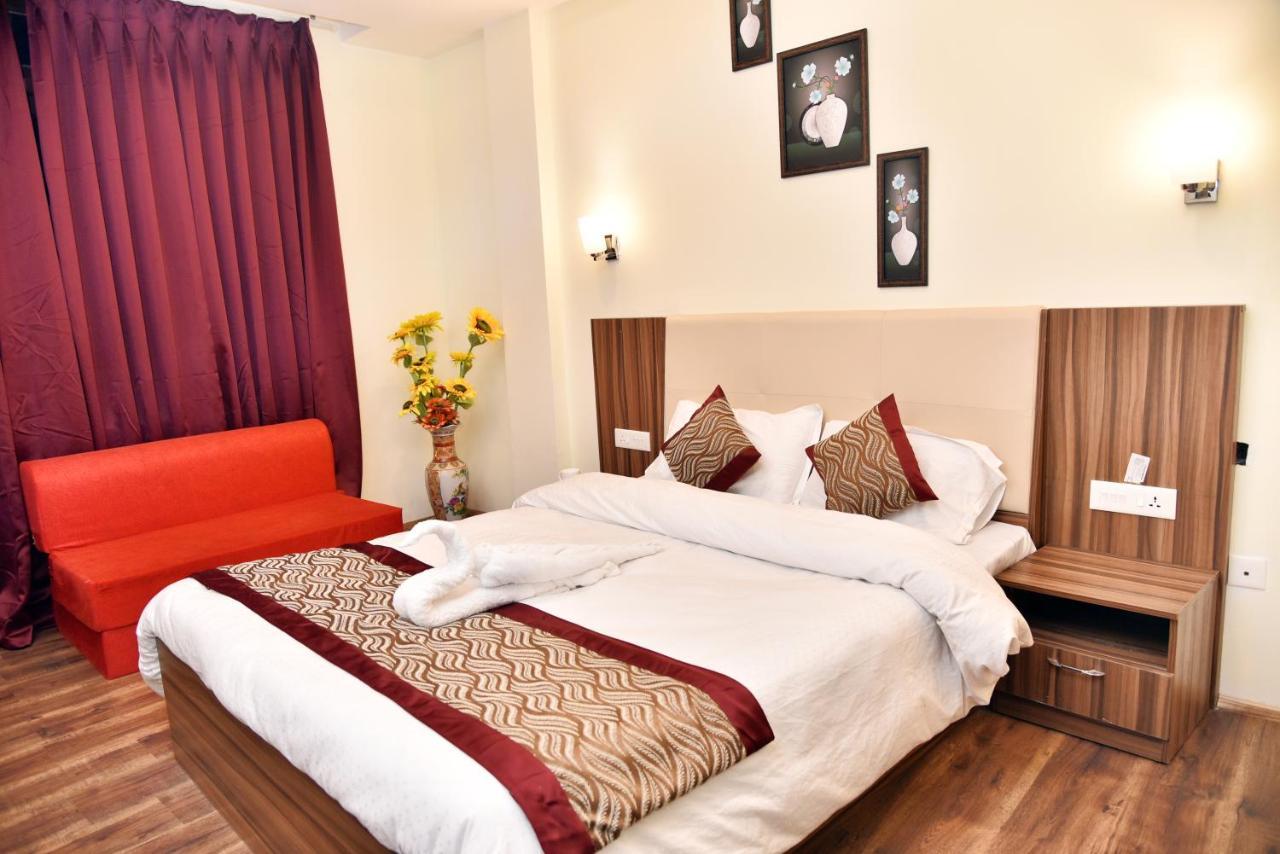 Rufina Palm Bliss Hotel Pelling Exterior photo