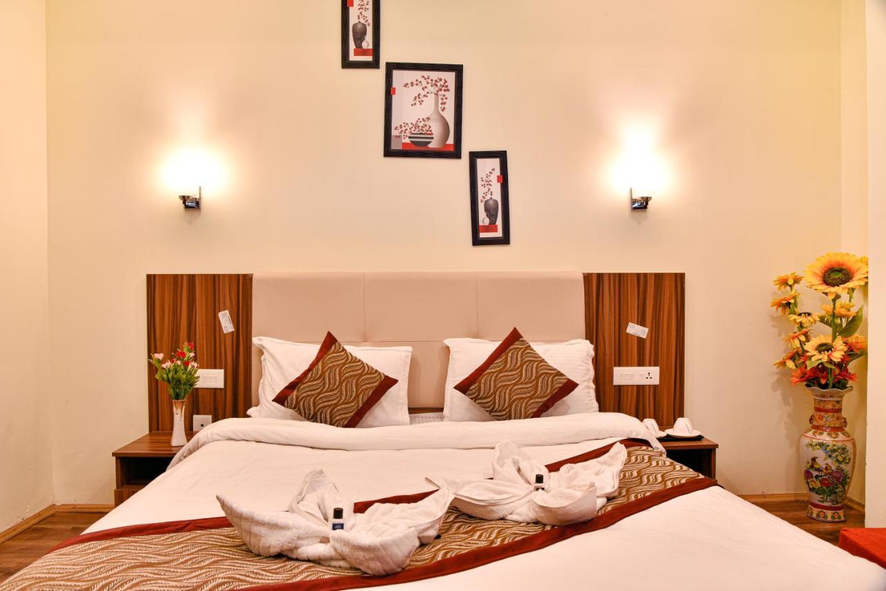 Rufina Palm Bliss Hotel Pelling Exterior photo